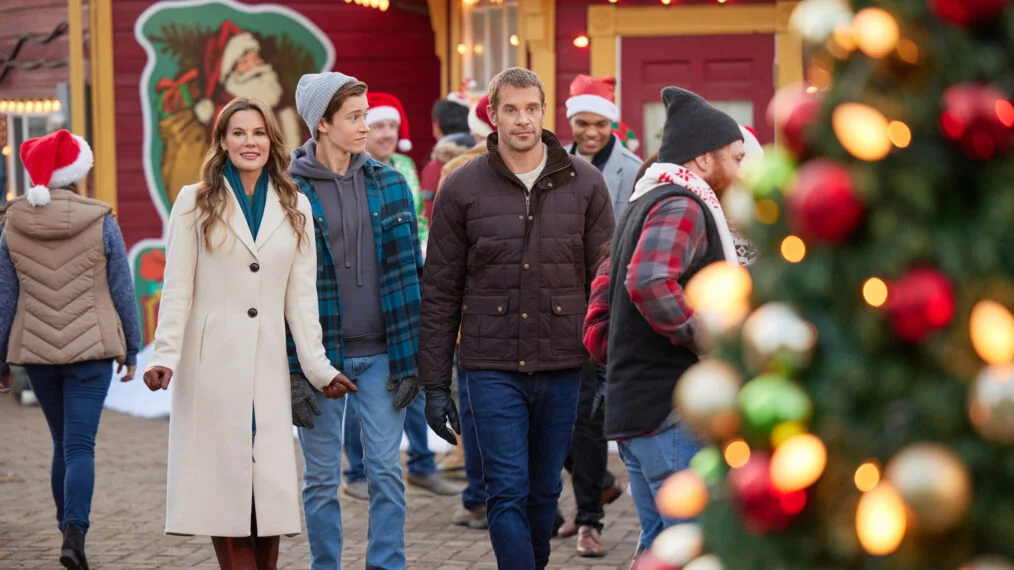 navigating-christmas-hallmark-1014×570